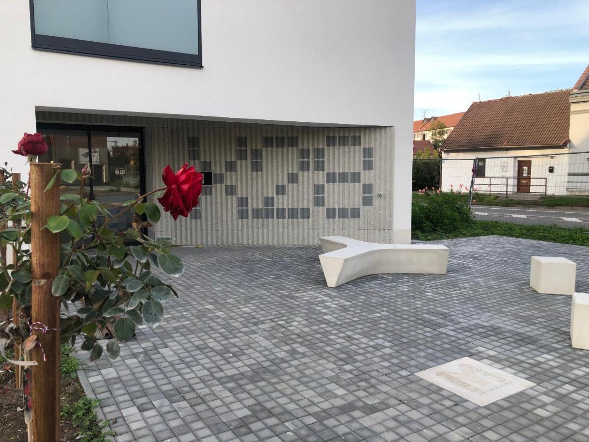 Apartman X28 Mikulov Extérieur photo